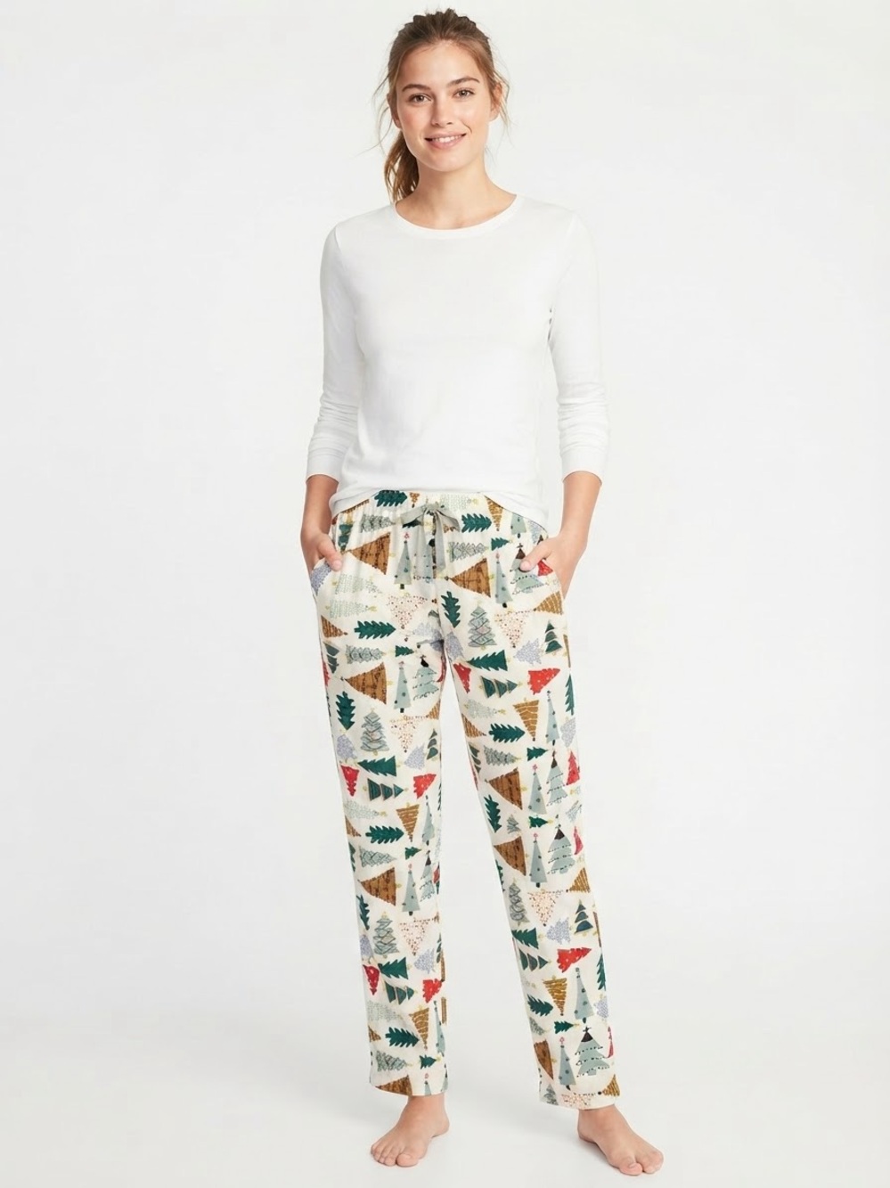 Old Navy Christmas Tree Print 100% Cotton Flannel Pajama Pants Size XS⁠